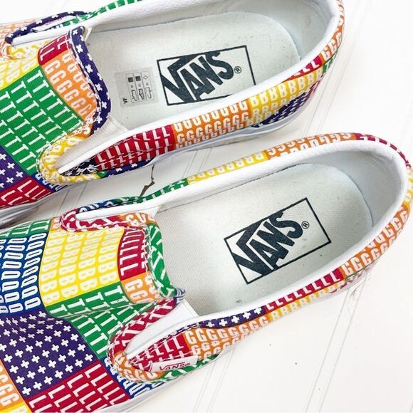 Vans Men's Low-Top Sneakers Skate Shoe, Pride Multi True White Classic Slip On - Picture 3 of 6